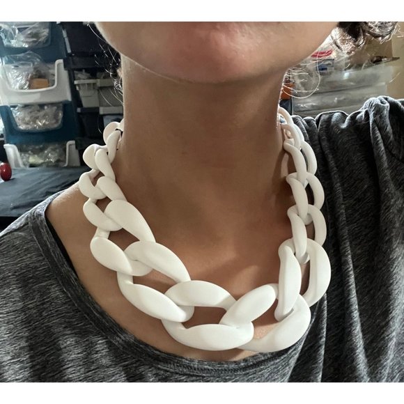 Chunky white chain necklace link curb Link big chain statement large bold - Picture 5 of 5